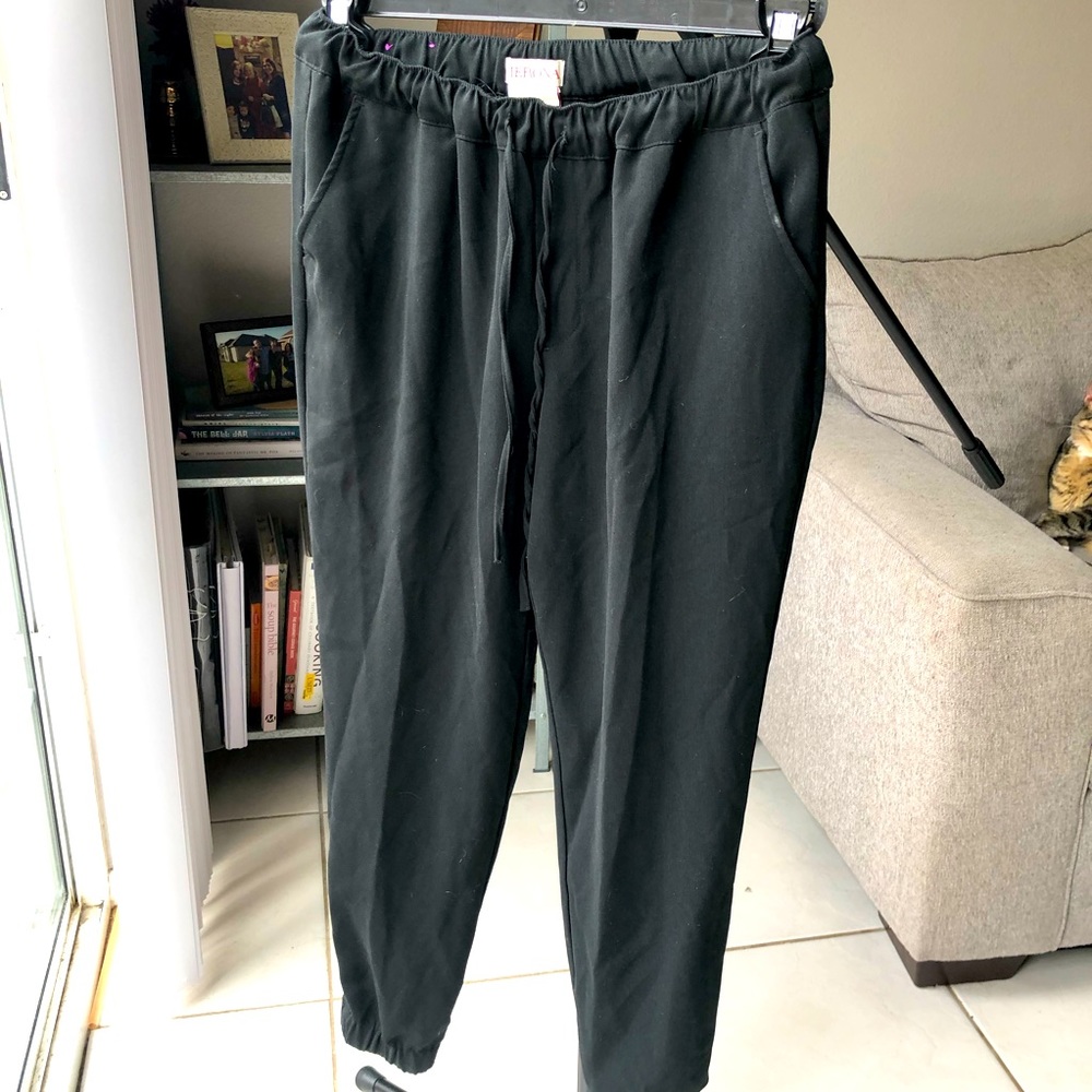 Cropped joggers